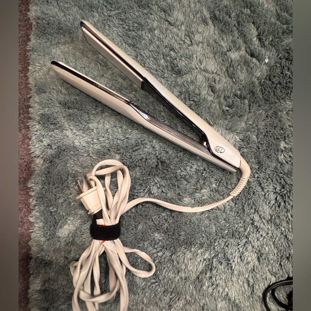 T3 Silver and White Hair Singlepass X Professional Straightener